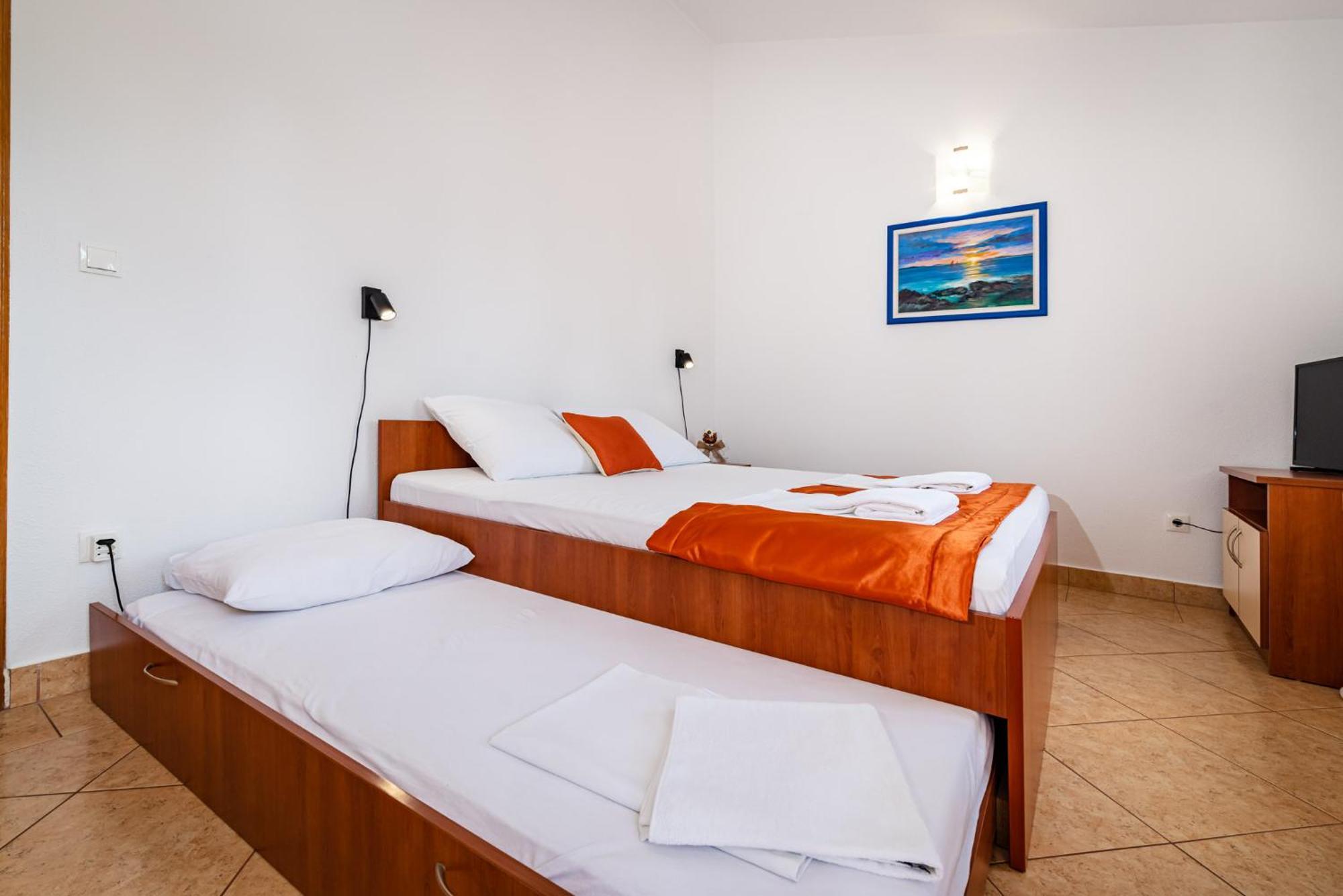 Apartments Prkacin 2 Starigrad Paklenica Zewnętrze zdjęcie